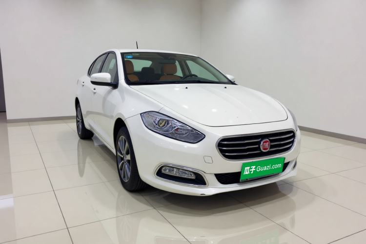 Used Fiat Viaggio 2012 1.4T Automatic Jingxiang Edition Front Right 45 Deg