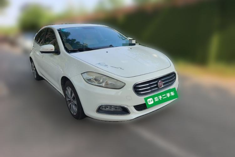 Used Fiat Viaggio 2012 1.4T Automatic Jingxiang Edition Front Right 45 Deg