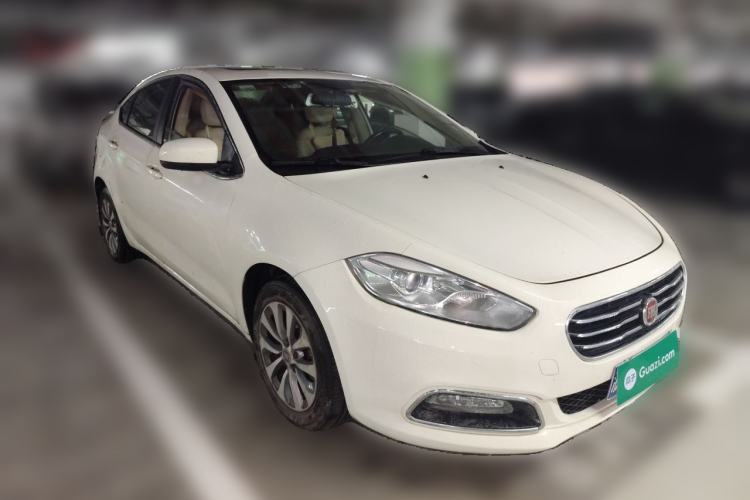 Used Fiat Viaggio 2012 1.4T Automatic Jingxiang Edition Front Right 45 Deg