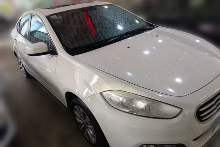 Used Fiat Viaggio 2012 1.4T Automatic Jingxiang Edition Front Right 45 Deg
