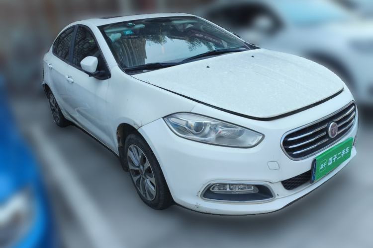 Used Fiat Viaggio 2012 1.4T Automatic Jingxiang Edition Front Right 45 Deg