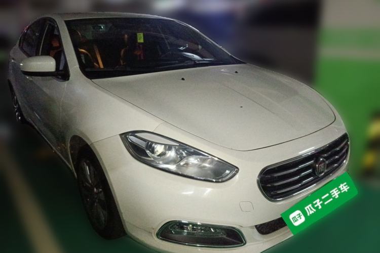 Used Fiat Viaggio 2012 1.4T Automatic Jingxiang Edition Front Right 45 Deg