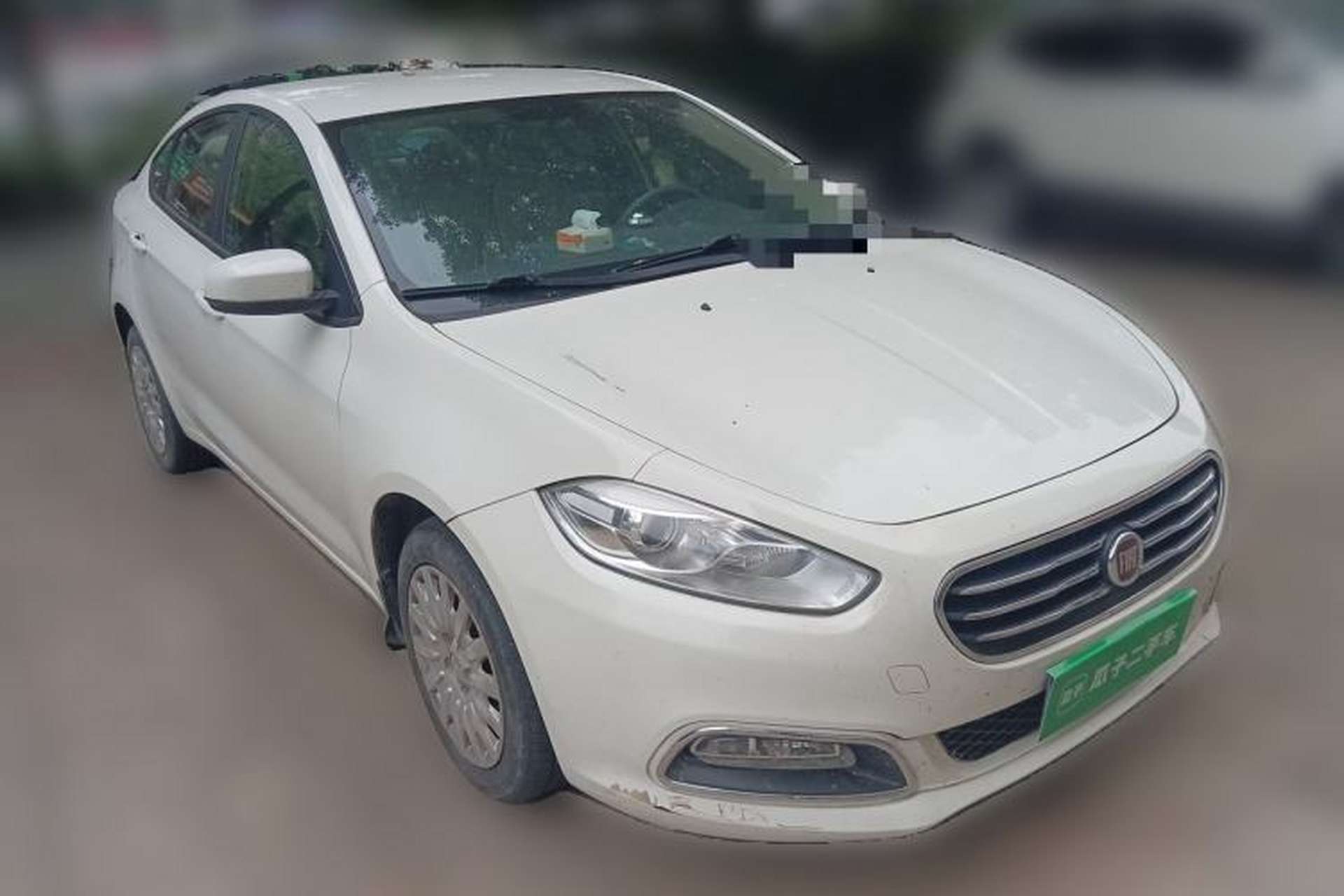 Used Fiat Viaggio 2012 1.4T Automatic Enjoyment Edition Front Right 45 Deg