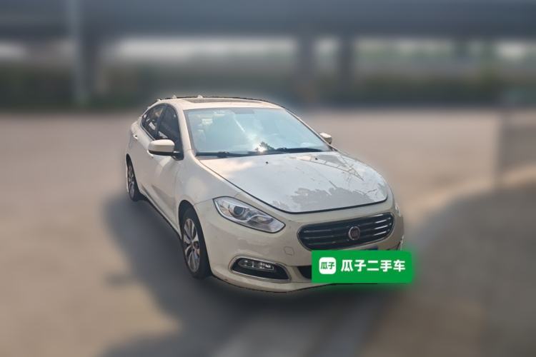 Used Fiat Viaggio 2012 1.4T Automatic Jingxiang Edition Front Right 45 Deg