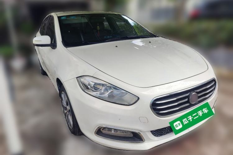 Used Fiat Viaggio 2012 1.4T Automatic Jingxiang Edition Front Right 45 Deg