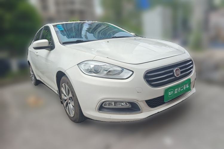 Used Fiat Viaggio 2012 1.4T Automatic Jingxiang Edition Front Right 45 Deg