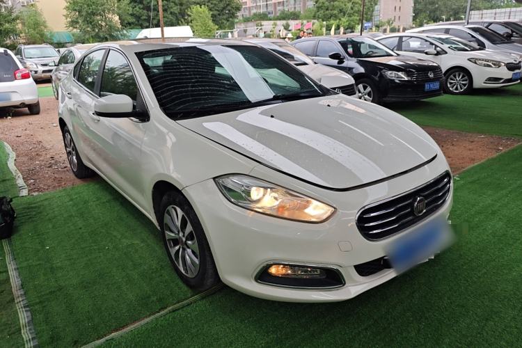 Used Fiat Viaggio 2012 1.4T Automatic Jingxiang Edition Front Right 45 Deg