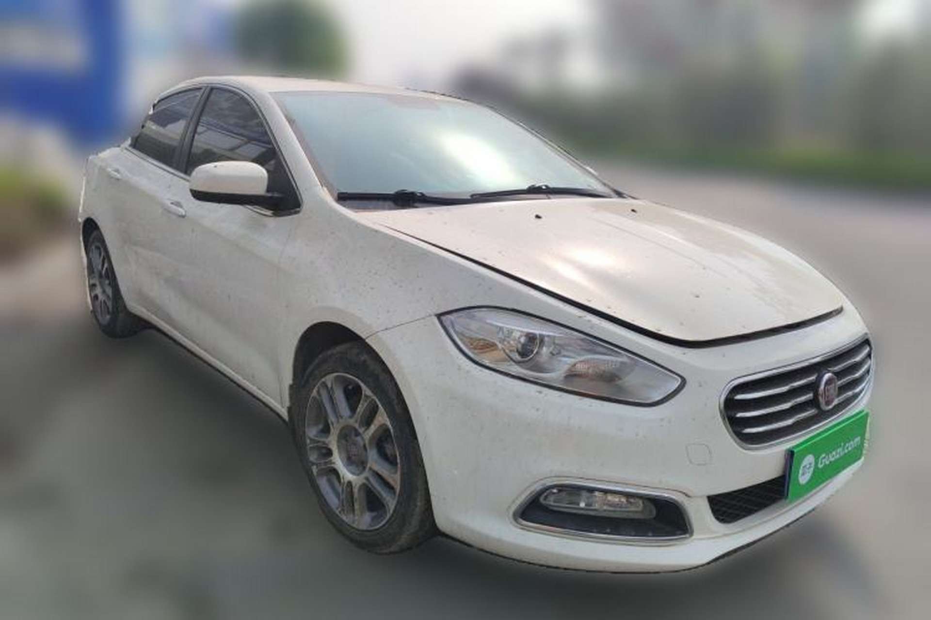Used Fiat Viaggio 2012 1.4T Automatic Luxury Edition Front Right 45 Deg