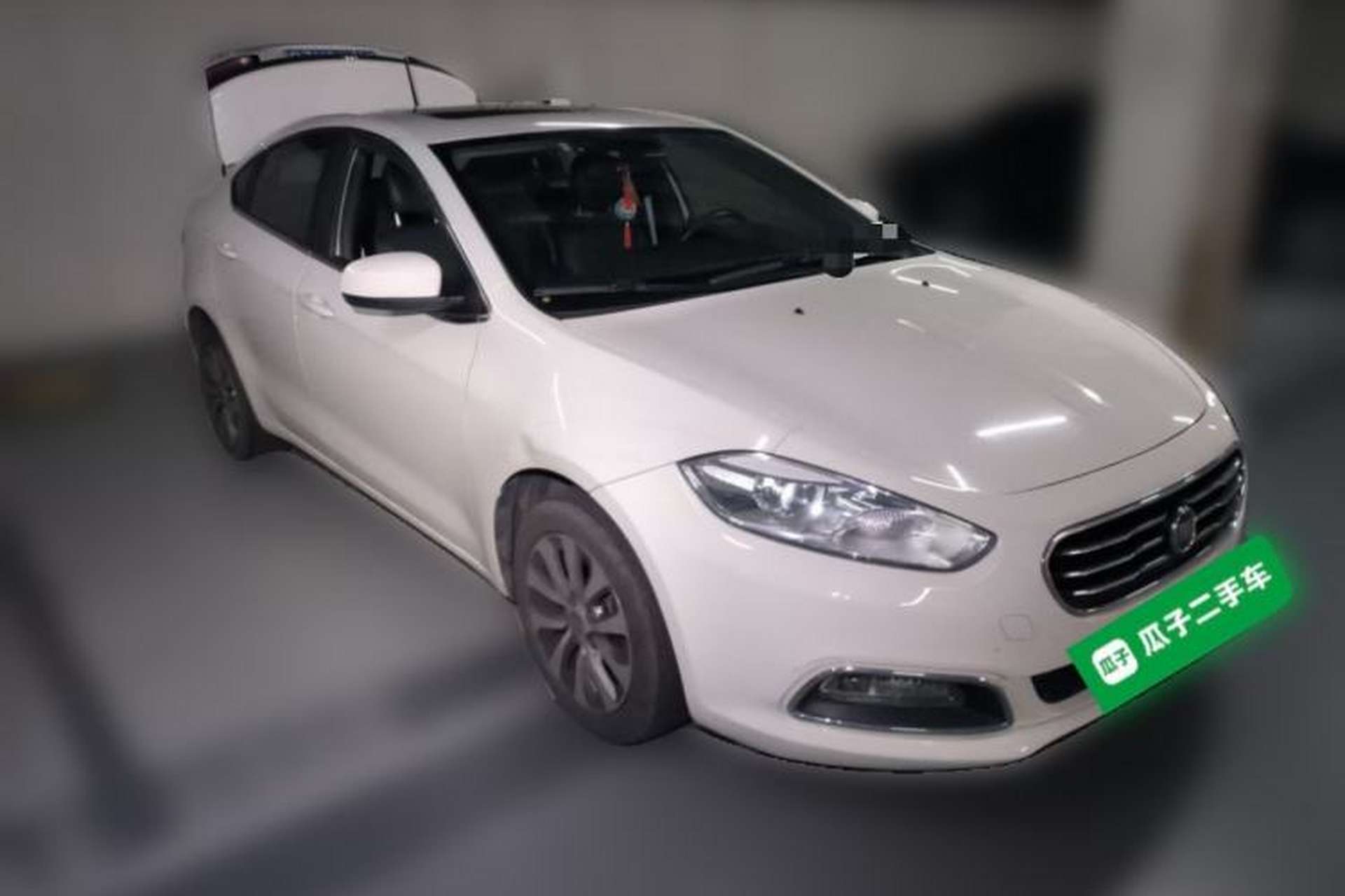 Used Fiat Viaggio 2012 1.4T Automatic Jingxiang Edition Front Right 45 Deg