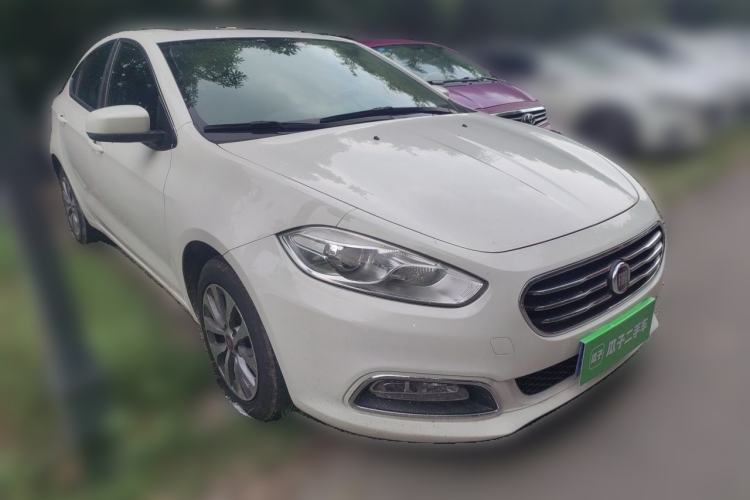 Used Fiat Viaggio 2012 1.4T Automatic Jingxiang Edition Front Right 45 Deg
