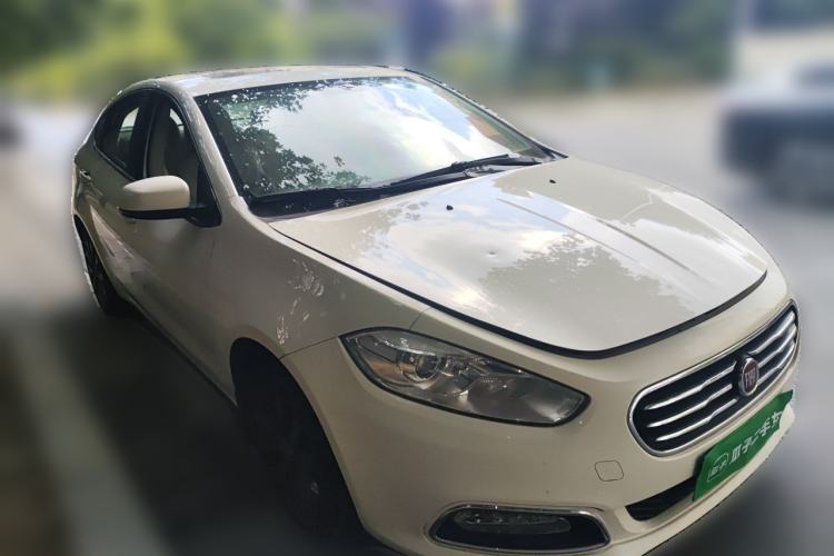 Used Fiat Viaggio 2012 1.4T Automatic Jingxiang Edition Front Right 45 Deg