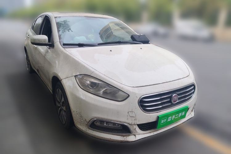 Used Fiat Viaggio 2012 1.4T Automatic Jingxiang Edition Front Right 45 Deg