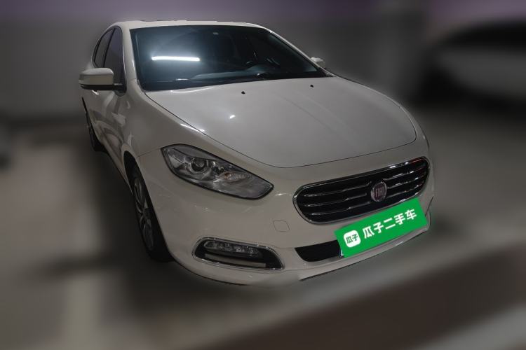 Used Fiat Viaggio 2012 1.4T Automatic Jingxiang Edition Front Right 45 Deg