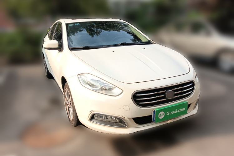 Used Fiat Viaggio 2012 1.4T Automatic Jingxiang Edition Front Right 45 Deg