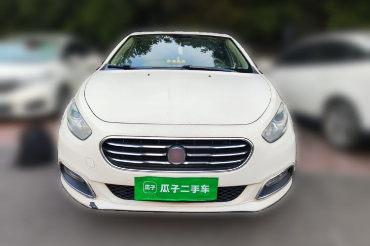 Used Fiat Viaggio 2012 1.4T Automatic Enjoyment Edition Front