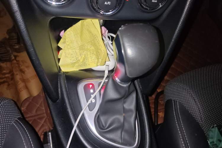 Used Fiat Viaggio 2012 1.4T Automatic Jingxiang Edition Gear Lever