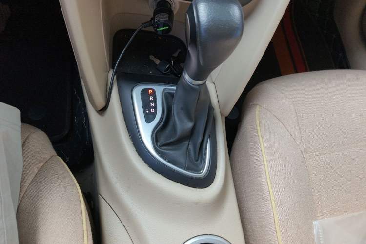 Used Fiat Viaggio 2012 1.4T Automatic Jingxiang Edition Gear Lever