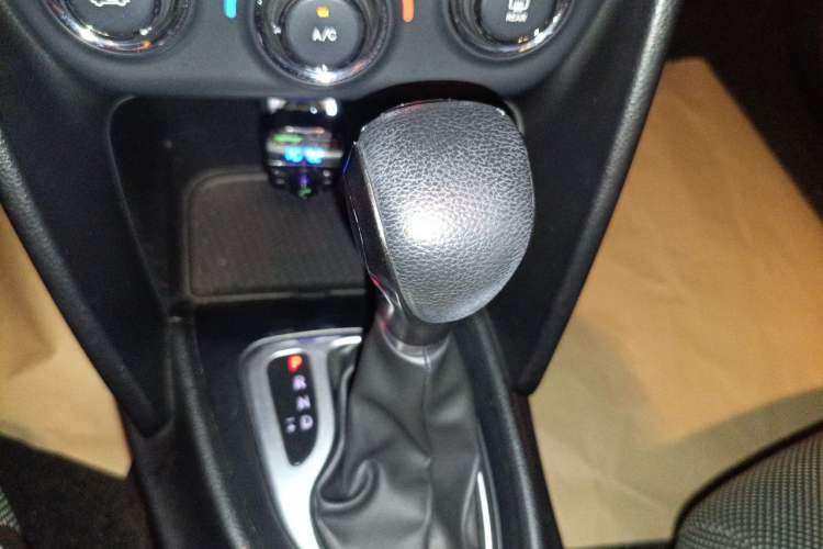 Used Fiat Viaggio 2012 1.4T Automatic Jingxiang Edition Gear Lever