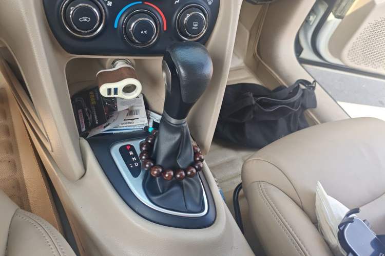 Used Fiat Viaggio 2012 1.4T Automatic Jingxiang Edition Gear Lever
