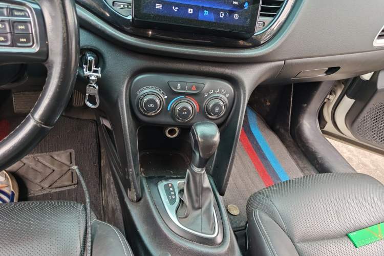 Used Fiat Viaggio 2012 1.4T Automatic Jingxiang Edition Gear Lever