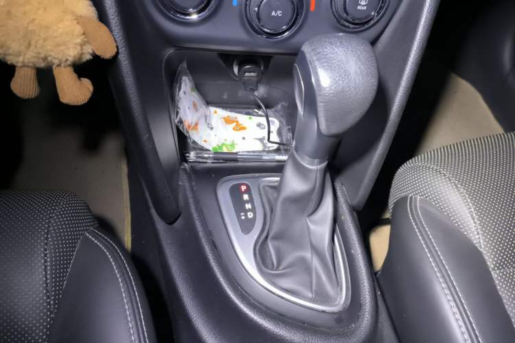 Used Fiat Viaggio 2012 1.4T Automatic Jingxiang Edition Gear Lever