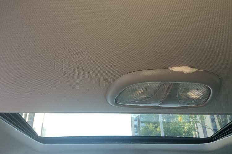 Used Fiat Viaggio 2012 1.4T Automatic Luxury Edition Headliner