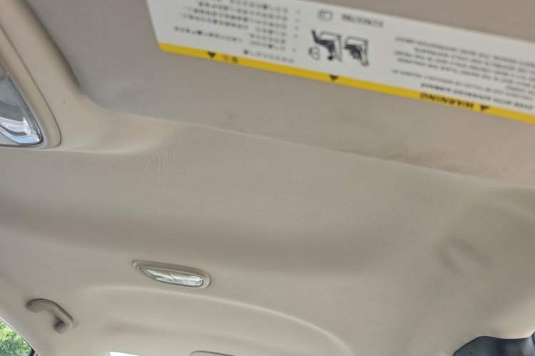 Used Fiat Viaggio 2012 1.4T Automatic Enjoyment Edition Headliner