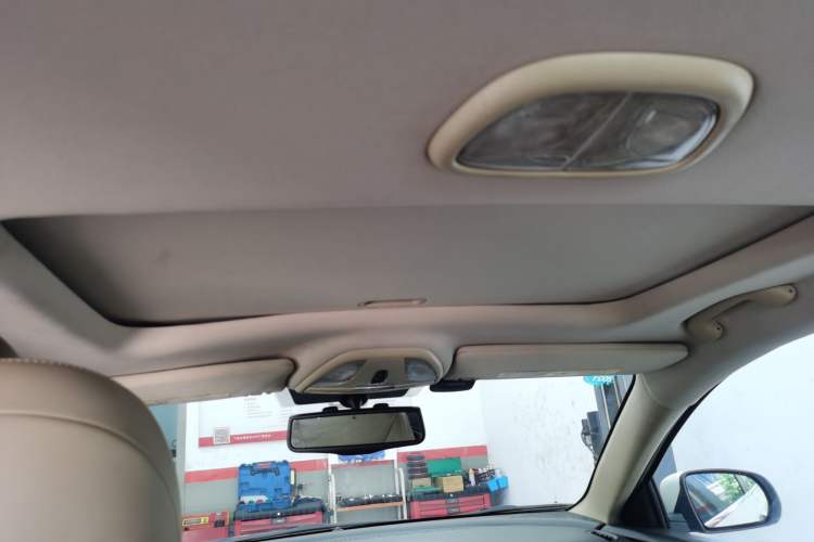 Used Fiat Viaggio 2012 1.4T Automatic Luxury Edition Headliner