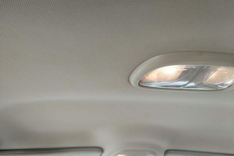 Used Fiat Viaggio 2012 1.4T Automatic Enjoyment Edition Headliner