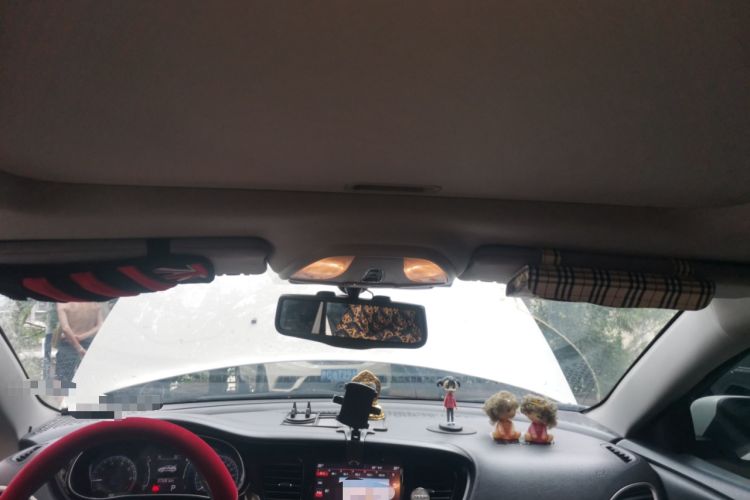Used Fiat Viaggio 2012 1.4T Automatic Luxury Edition Headliner