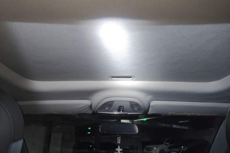 Used Fiat Viaggio 2012 1.4T Automatic Jingxiang Edition Headliner