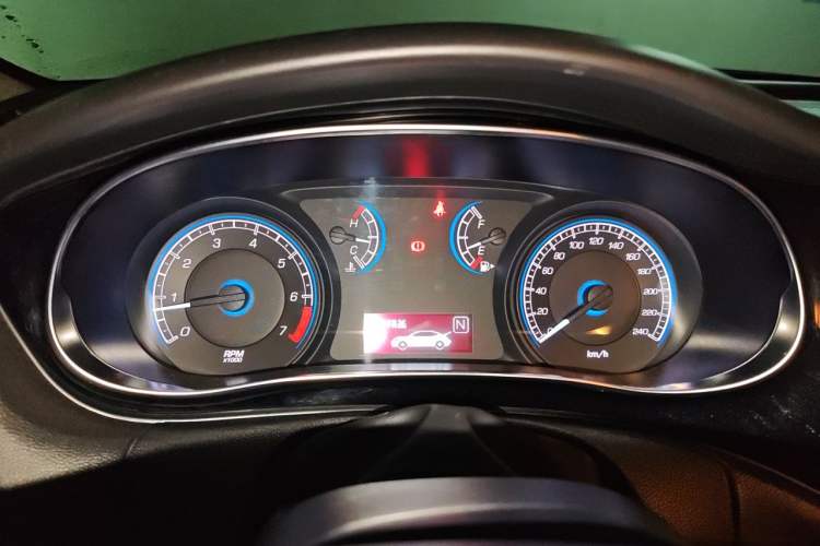 Used Fiat Viaggio 2012 1.4T Automatic Enjoyment Edition Instrument Cluster
