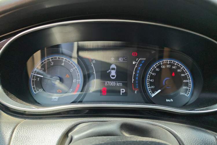 Used Fiat Viaggio 2012 1.4T Automatic Enjoyment Edition Instrument Cluster