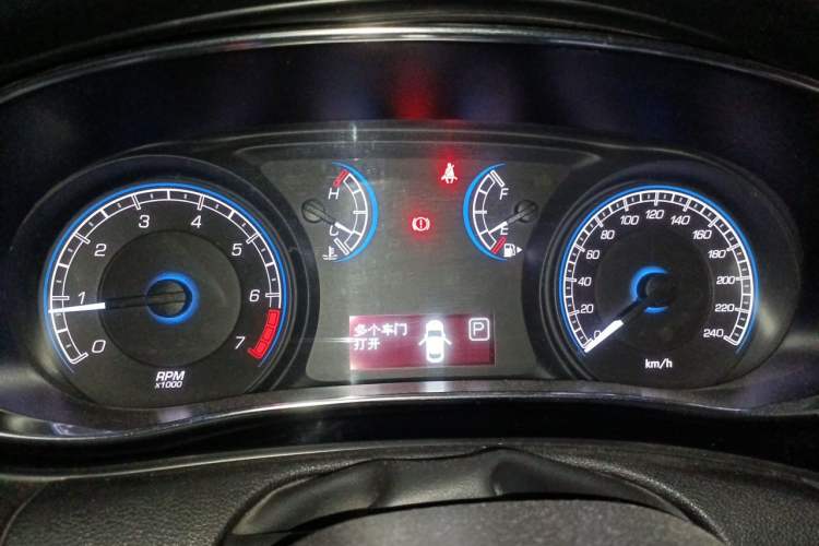 Used Fiat Viaggio 2012 1.4T Automatic Enjoyment Edition Instrument Cluster