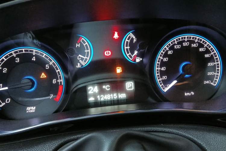Used Fiat Viaggio 2012 1.4T Automatic Enjoyment Edition Instrument Cluster