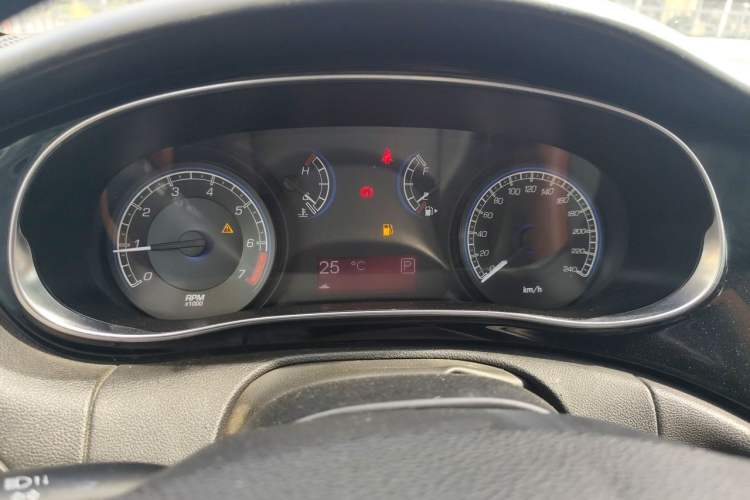 Used Fiat Viaggio 2012 1.4T Automatic Enjoyment Edition Instrument Cluster