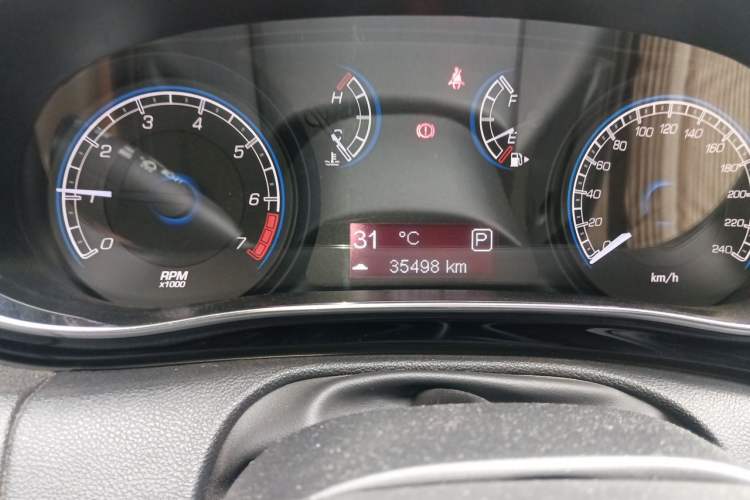Used Fiat Viaggio 2012 1.4T Automatic Enjoyment Edition Instrument Cluster