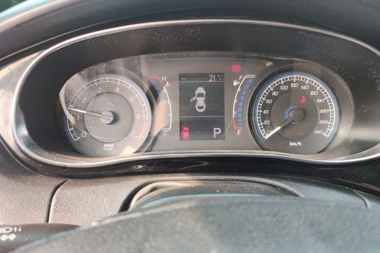 Used Fiat Viaggio 2012 1.4T Automatic Luxury Edition Instrument Cluster