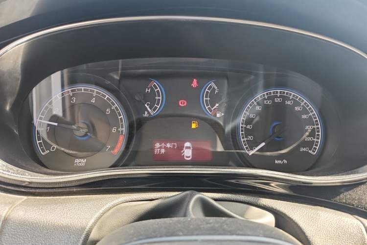 Used Fiat Viaggio 2012 1.4T Manual Enjoyment Edition Instrument Cluster