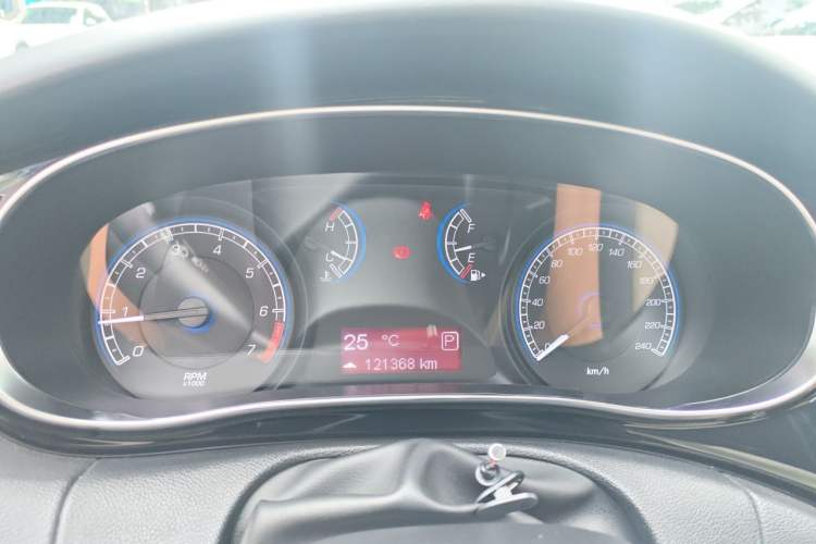 Used Fiat Viaggio 2012 1.4T Automatic Enjoyment Edition Instrument Cluster