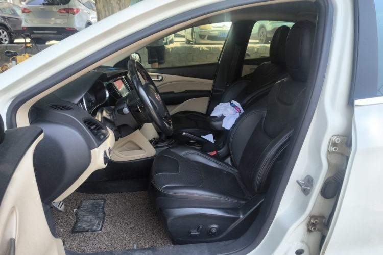 Used Fiat Viaggio 2012 1.4T Manual Enjoyment Edition Left Front Seat