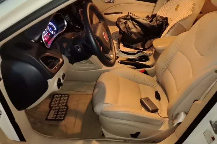 Used Fiat Viaggio 2012 1.4T Automatic Jingxiang Edition Left Front Seat
