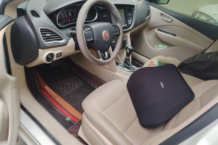 Used Fiat Viaggio 2012 1.4T Automatic Luxury Edition Left Front Seat