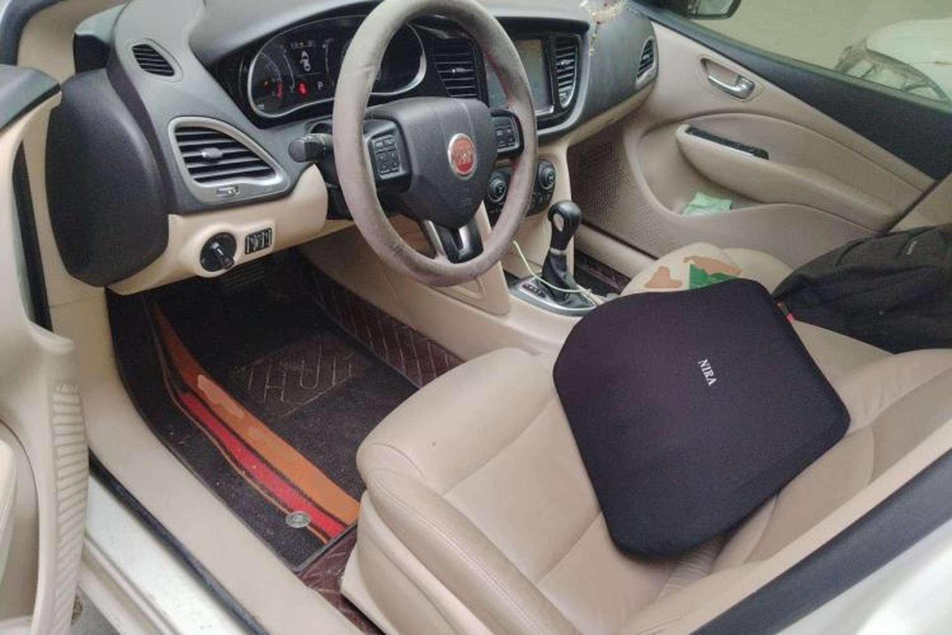 Used Fiat Viaggio 2012 1.4T Automatic Luxury Edition Left Front Seat
