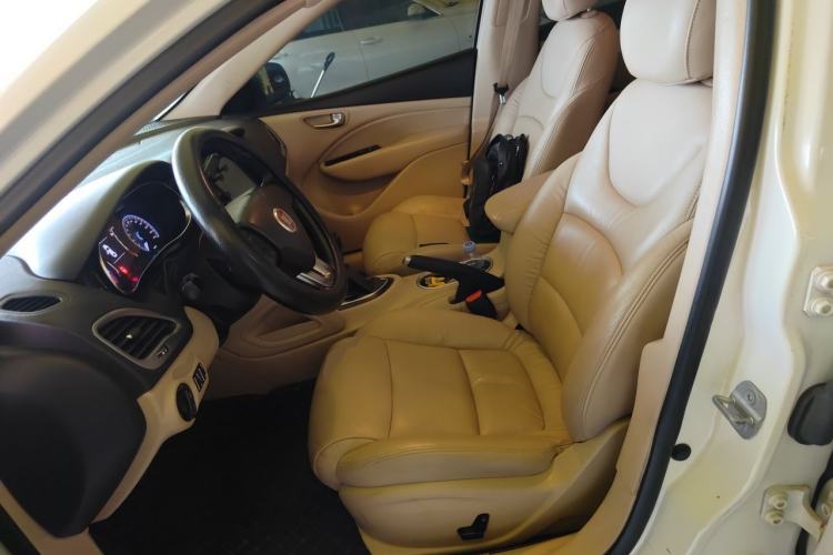 Used Fiat Viaggio 2012 1.4T Automatic Jingxiang Edition Left Front Seat