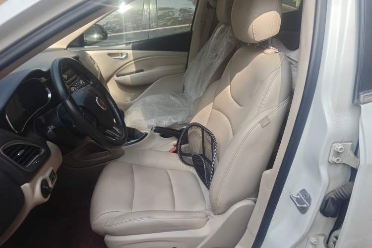 Used Fiat Viaggio 2012 1.4T Automatic Jingxiang Edition Left Front Seat