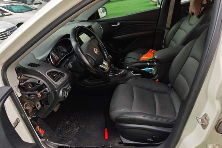 Used Fiat Viaggio 2012 1.4T Automatic Jingxiang Edition Left Front Seat