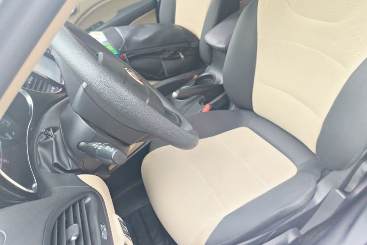Used Fiat Viaggio 2012 1.4T Automatic Enjoyment Edition Left Front Seat