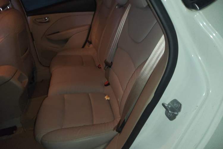 Used Fiat Viaggio 2012 1.4T Automatic Jingxiang Edition Left Rear Seat