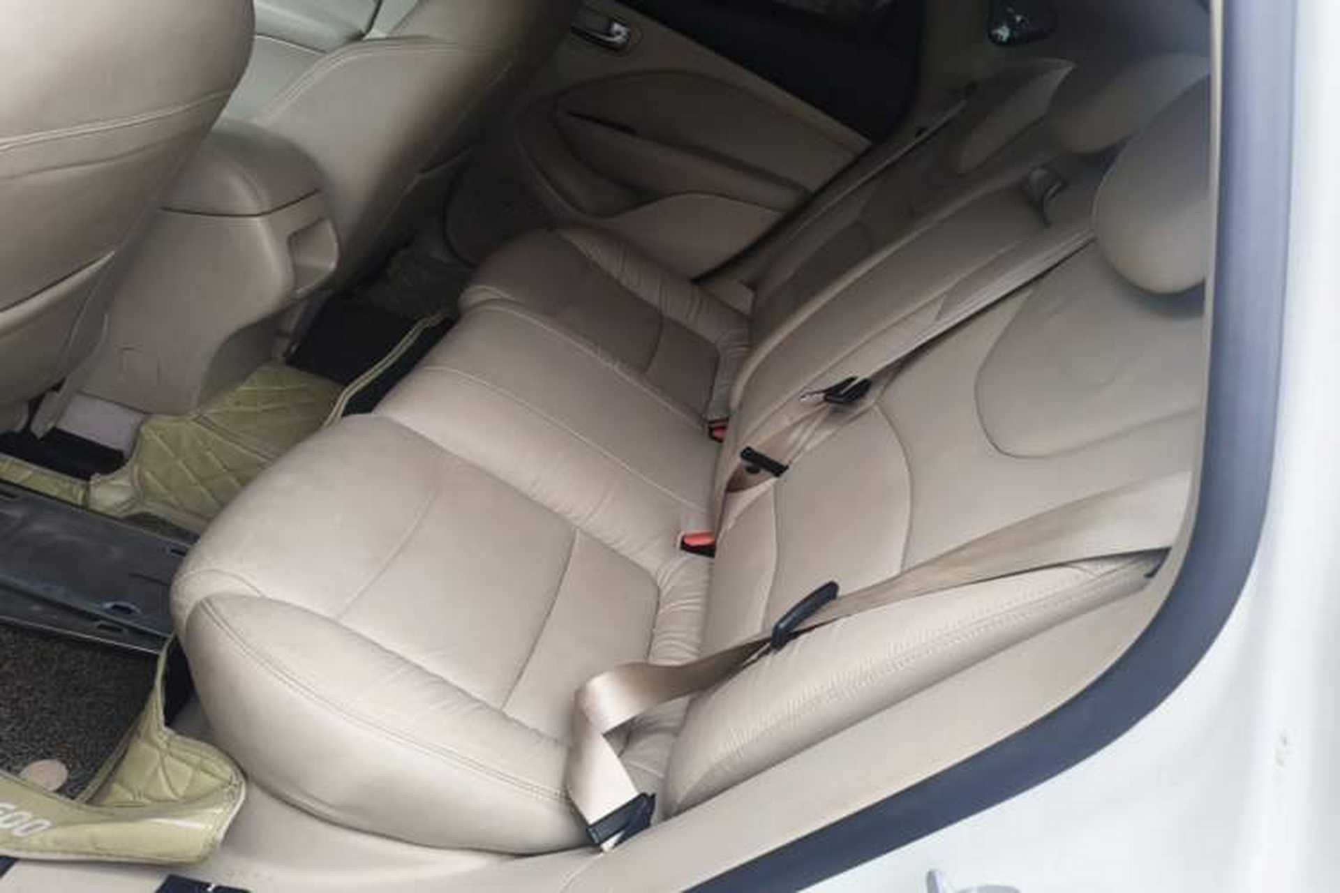 Used Fiat Viaggio 2012 1.4T Automatic Jingxiang Edition Left Rear Seat